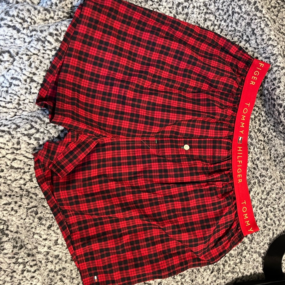 Tommy Hilfiger Red Plaid Boxer Shorts (M)